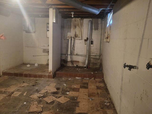 1208 Minnesota Avenue, Columbus, OH 43211