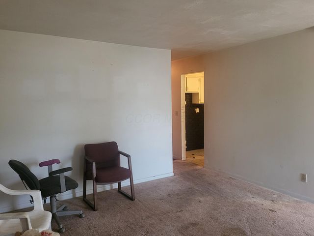 1208 Minnesota Avenue, Columbus, OH 43211