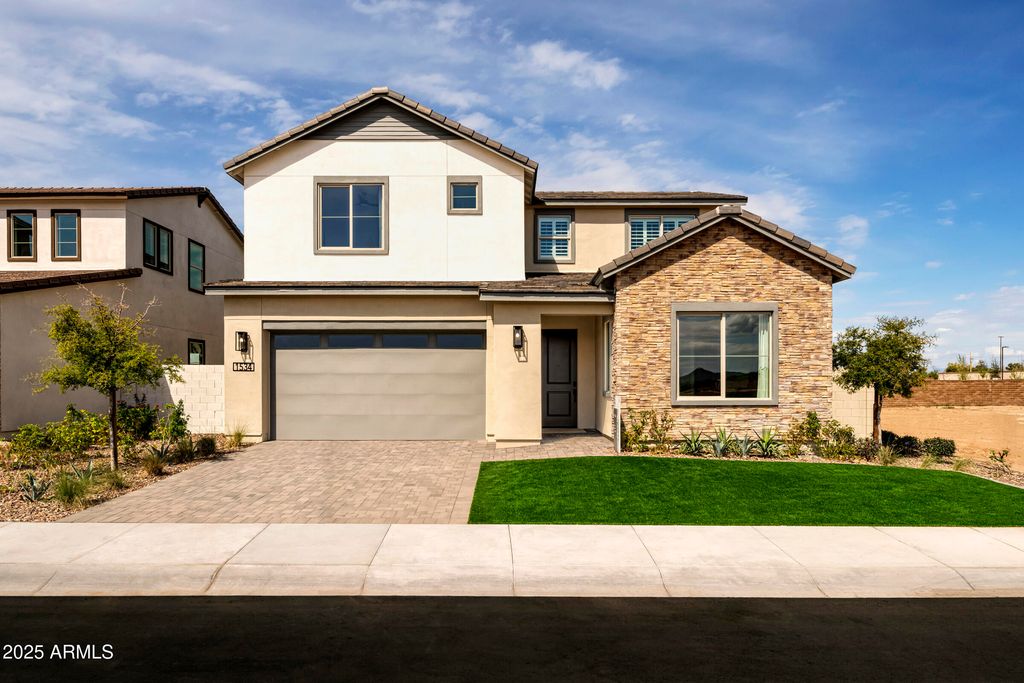 1534 E COCONINO Way, Gilbert, AZ 85298