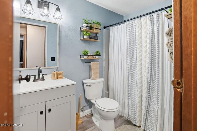 1641 Whitehall Drive, Lima, OH 45805