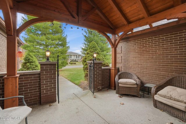 1641 Whitehall Drive, Lima, OH 45805