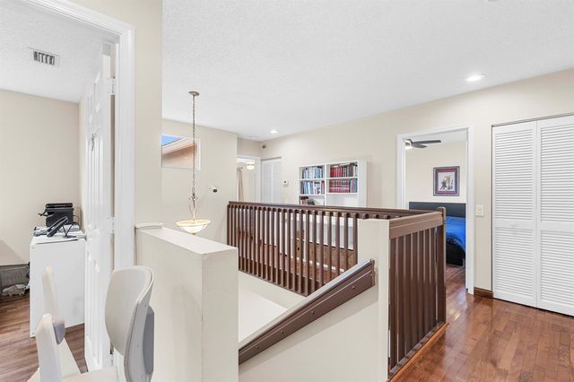 907 Stanton Drive, Weston, FL 33326