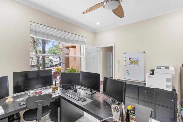 907 Stanton Drive, Weston, FL 33326