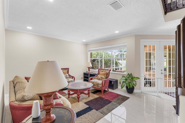 907 Stanton Drive, Weston, FL 33326