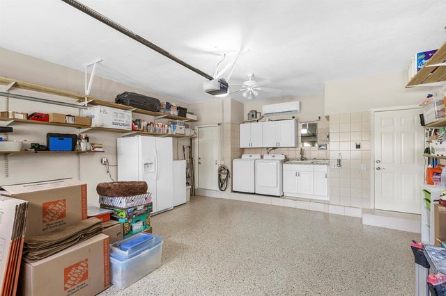 907 Stanton Drive, Weston, FL 33326