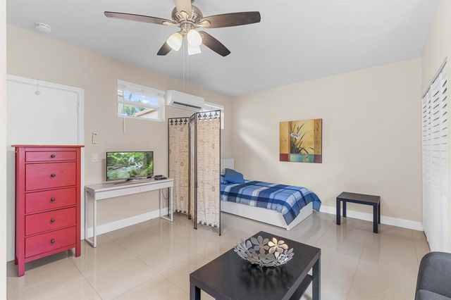 907 Stanton Drive, Weston, FL 33326