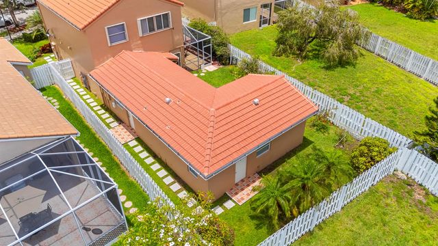 907 Stanton Drive, Weston, FL 33326
