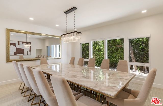 703 N Maple Drive, Beverly Hills, CA 90210