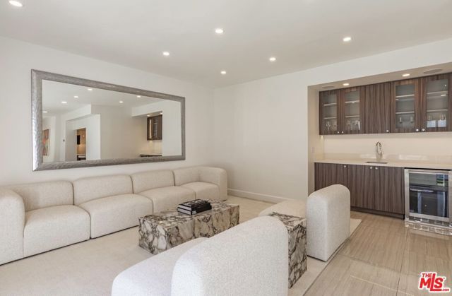 703 N Maple Drive, Beverly Hills, CA 90210