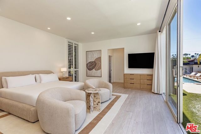 703 N Maple Drive, Beverly Hills, CA 90210