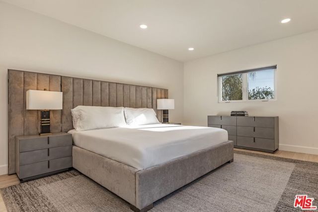 703 N Maple Drive, Beverly Hills, CA 90210