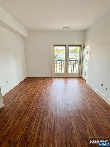 90 Park Avenue 202, Park Ridge, NJ 07656