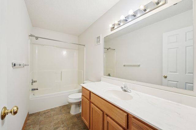 3324 137th Street W, Rosemount, MN 55068