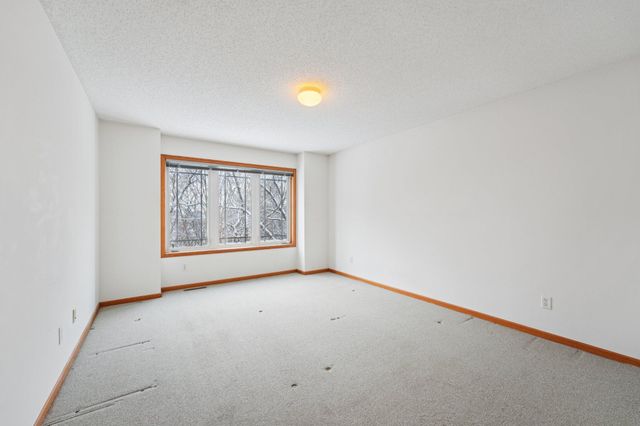 3324 137th Street W, Rosemount, MN 55068