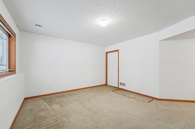 3324 137th Street W, Rosemount, MN 55068