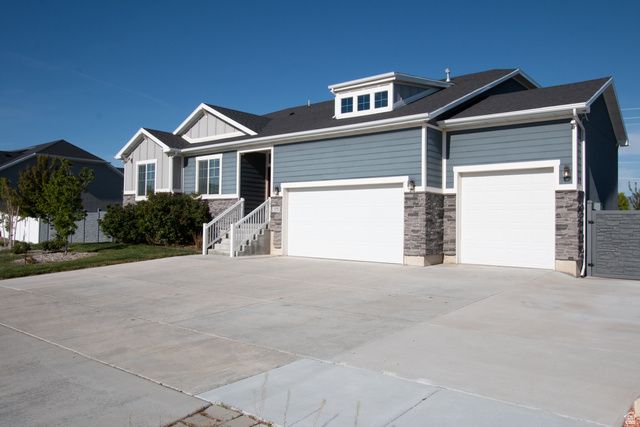 1372 S HOMESTEAD LN, Syracuse, UT 84075