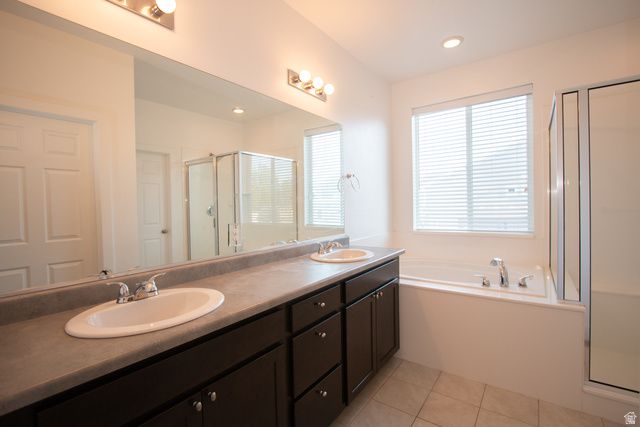 1372 S HOMESTEAD LN, Syracuse, UT 84075