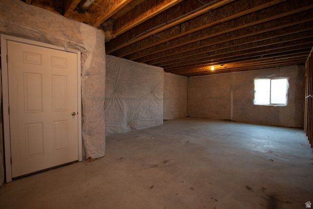 1372 S HOMESTEAD LN, Syracuse, UT 84075