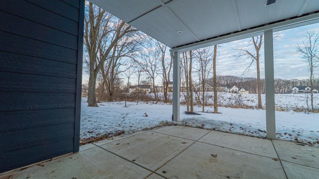 2900 Whispering Brook Lane, Valparaiso, IN 46385