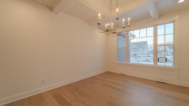 2900 Whispering Brook Lane, Valparaiso, IN 46385