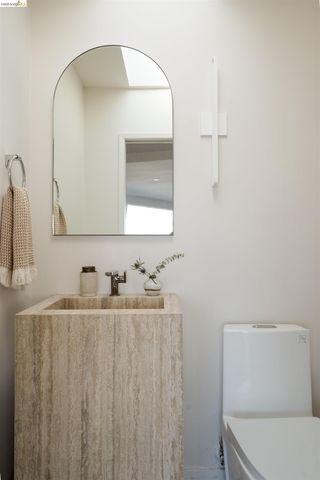 17440 Revello Dr, Pacific Palisades (los Angeles), CA 90272