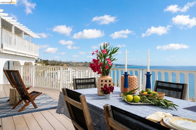 17440 Revello Dr, Pacific Palisades (los Angeles), CA 90272
