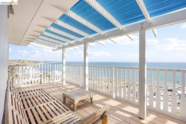 17440 Revello Dr, Pacific Palisades (los Angeles), CA 90272