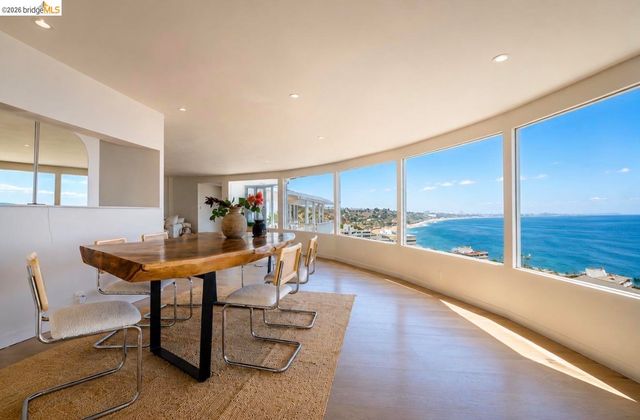 17440 Revello Dr, Pacific Palisades (los Angeles), CA 90272