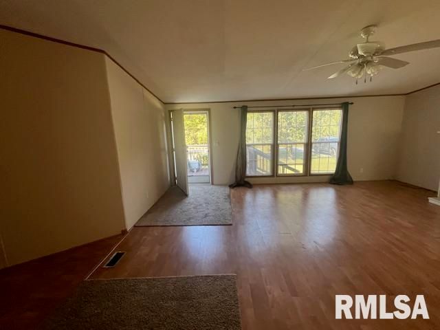 3106 N STEWART Lane, Marion, IL 62959