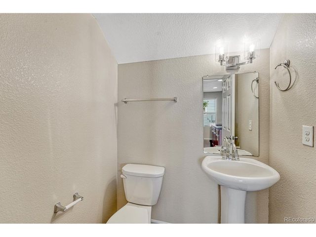 18731 E 58th Ave 1-B, Denver, CO 80249