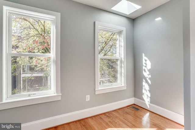 606 Q ST NW, Washington, DC 20001