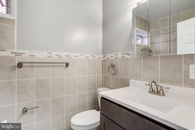 606 Q ST NW, Washington, DC 20001