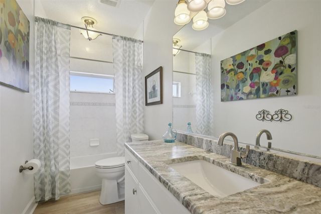 803 BEL AIR STAR PARKWAY, Sarasota, FL 34240