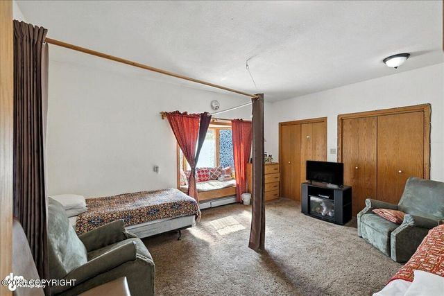 382 S Kobuk Street, Soldotna, AK 99669