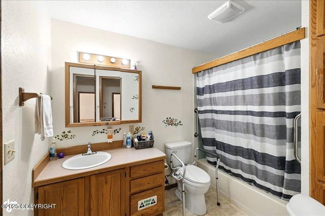 382 S Kobuk Street, Soldotna, AK 99669