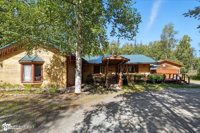 382 S Kobuk Street, Soldotna, AK 99669