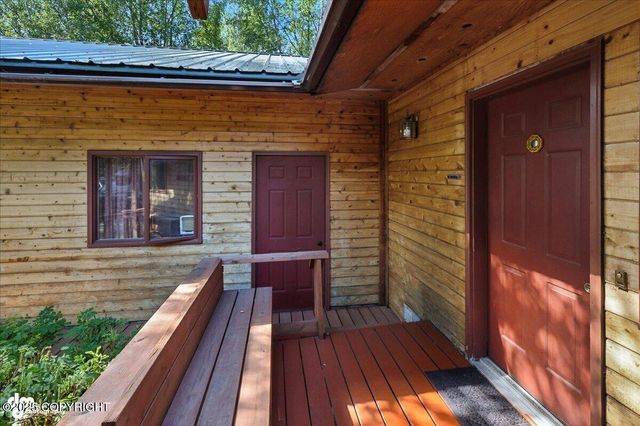 382 S Kobuk Street, Soldotna, AK 99669