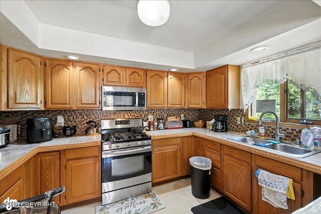 382 S Kobuk Street, Soldotna, AK 99669