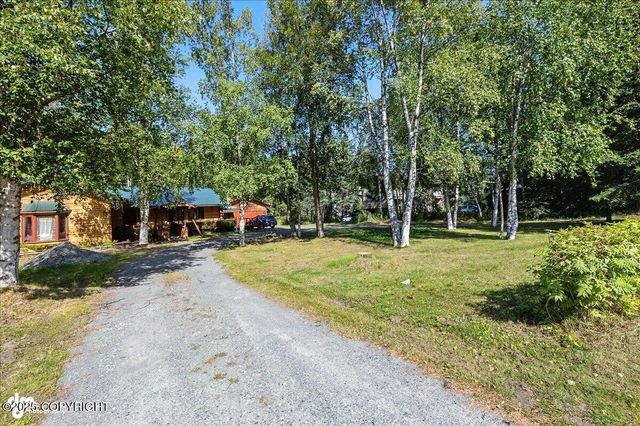 382 S Kobuk Street, Soldotna, AK 99669