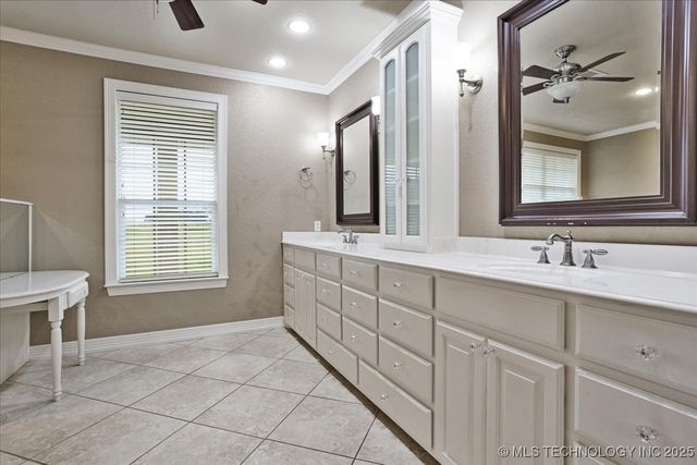 2259 E Rodeo Road, Durant, OK 74701