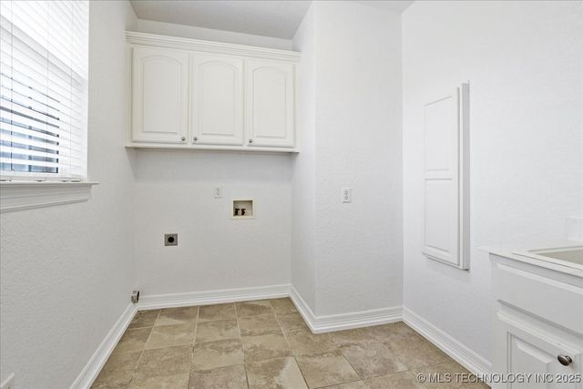 2259 E Rodeo Road, Durant, OK 74701