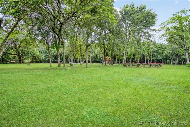 2259 E Rodeo Road, Durant, OK 74701