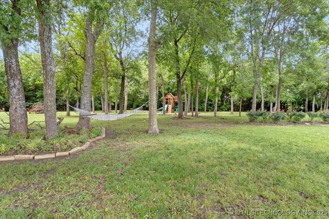 2259 E Rodeo Road, Durant, OK 74701