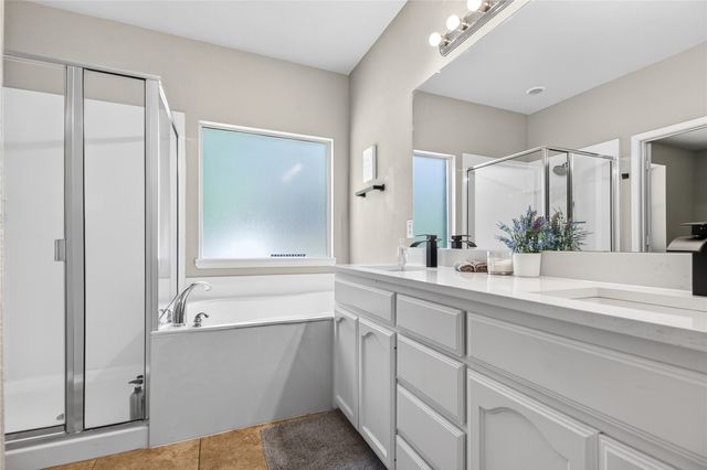 7214 Summit Parc Drive, Dallas, TX 75249