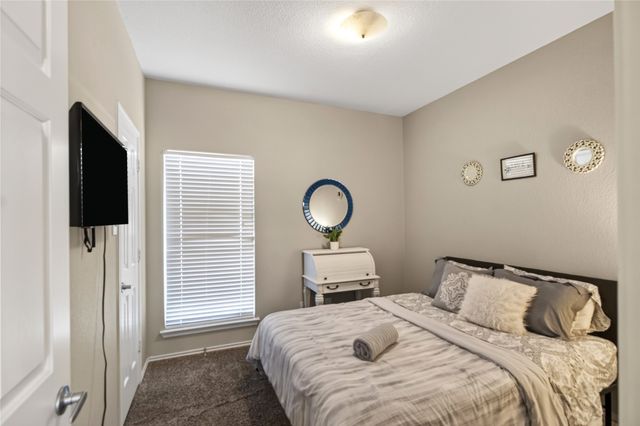 7214 Summit Parc Drive, Dallas, TX 75249