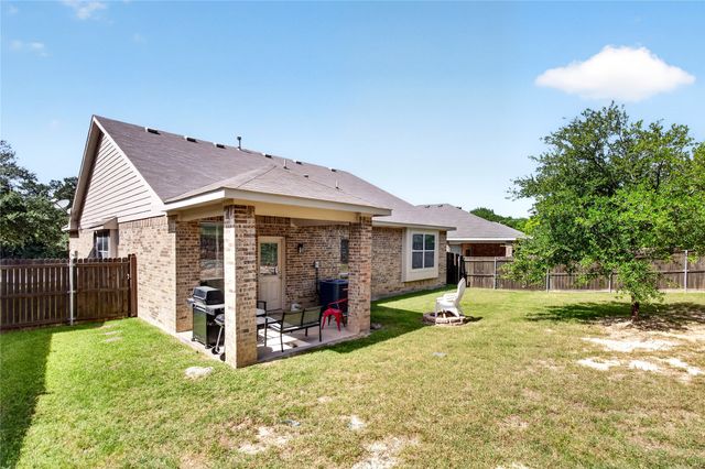 7214 Summit Parc Drive, Dallas, TX 75249