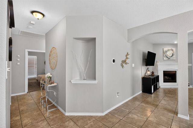 7214 Summit Parc Drive, Dallas, TX 75249