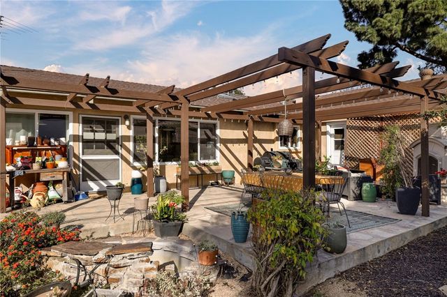 4717 Whitewood, Long Beach, CA 90808