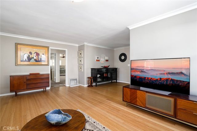 4717 Whitewood, Long Beach, CA 90808