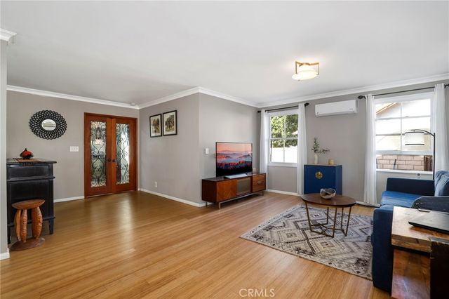 4717 Whitewood, Long Beach, CA 90808